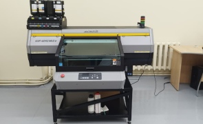 Успешная поставка Mimaki UJF-6042 MkII e с расширенной цветовой палитрой